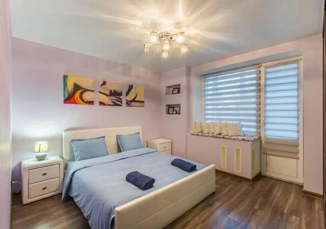Апартаменты Apartments in the center of Minsk on Romanovskay Sloboda 10 Минск-42